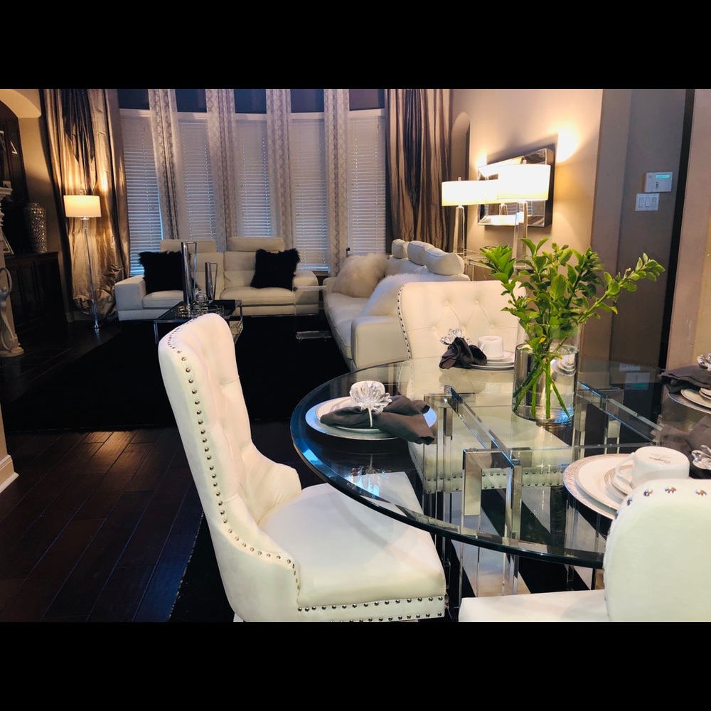 Meet your Posher, Irene